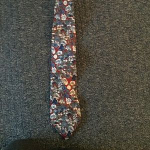 Men's tie